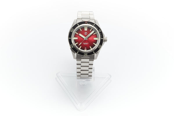 Swordfish 40mm SS 'Crimson Red'