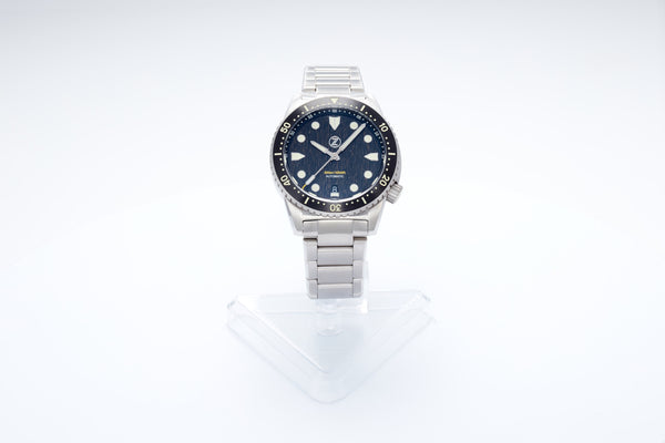 Mako 300m Diver 'Raindrop Carbon'