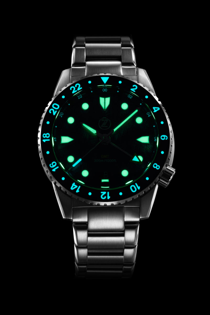 Mako 300m GMT 'Mosaic MOP'