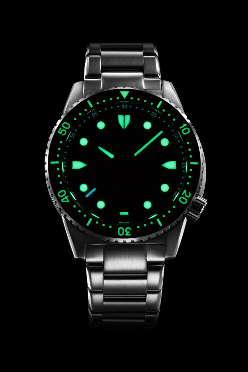 Mako 300m Diver 'Raindrop Carbon'