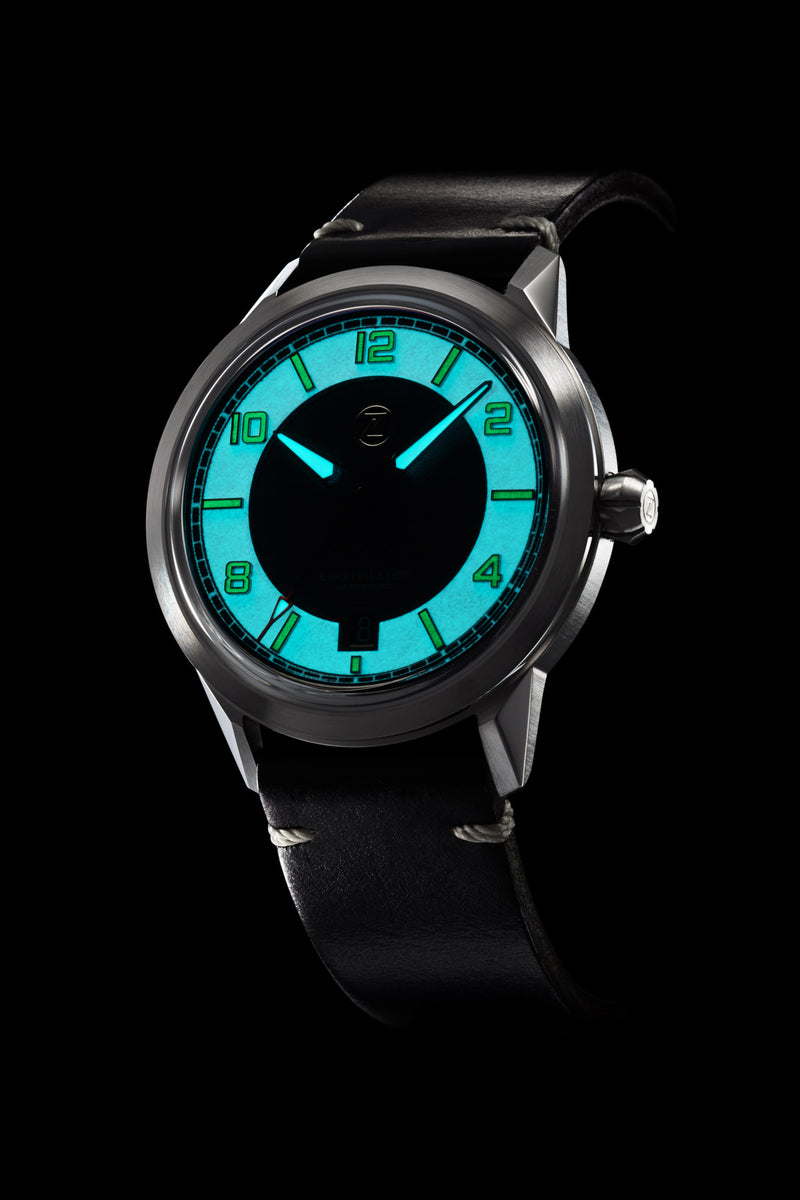 Comet 39mm 'Tuxedo'